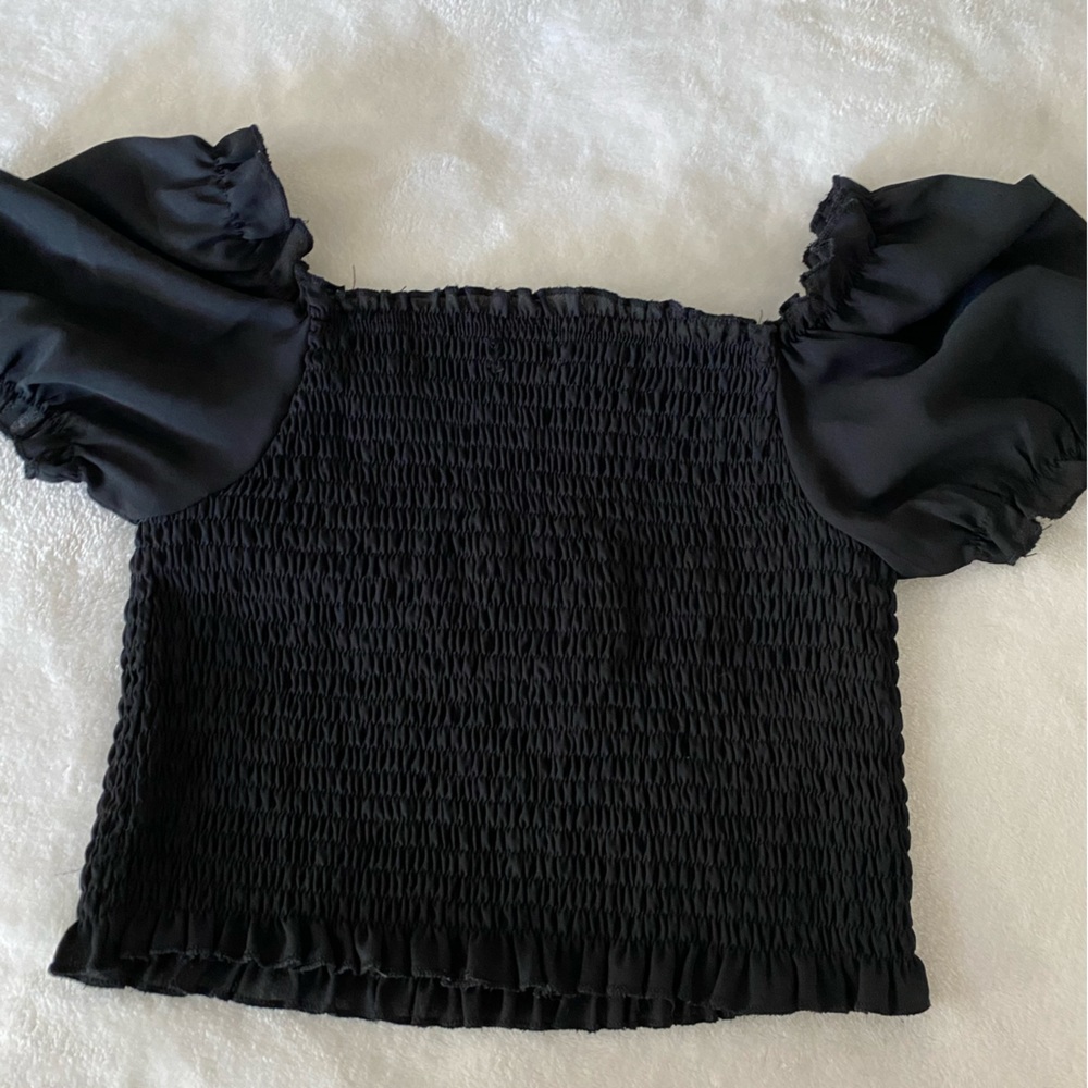 Black crop top